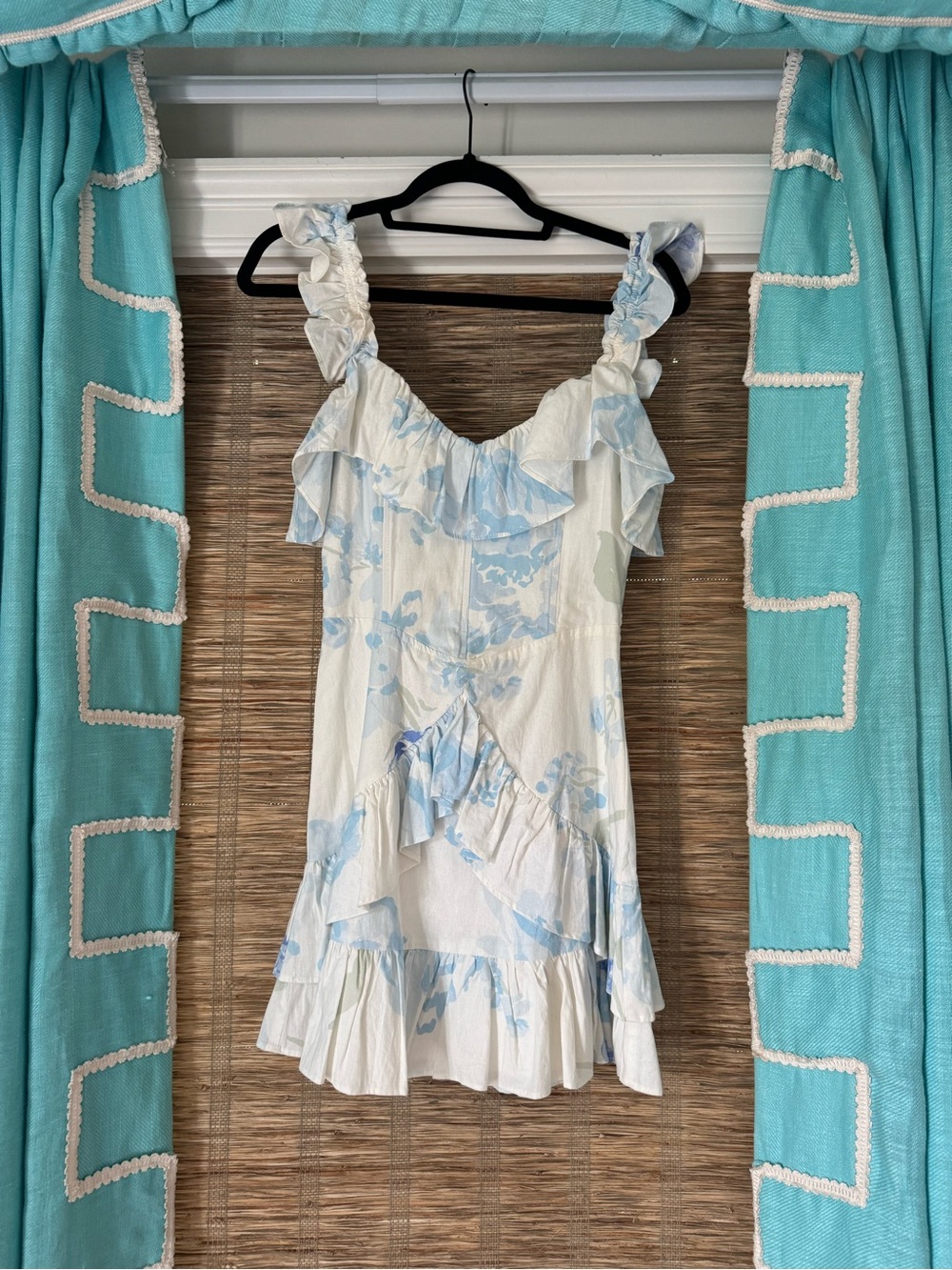 Sleeveless Ruffled Mini Dress in Light Blue Floral